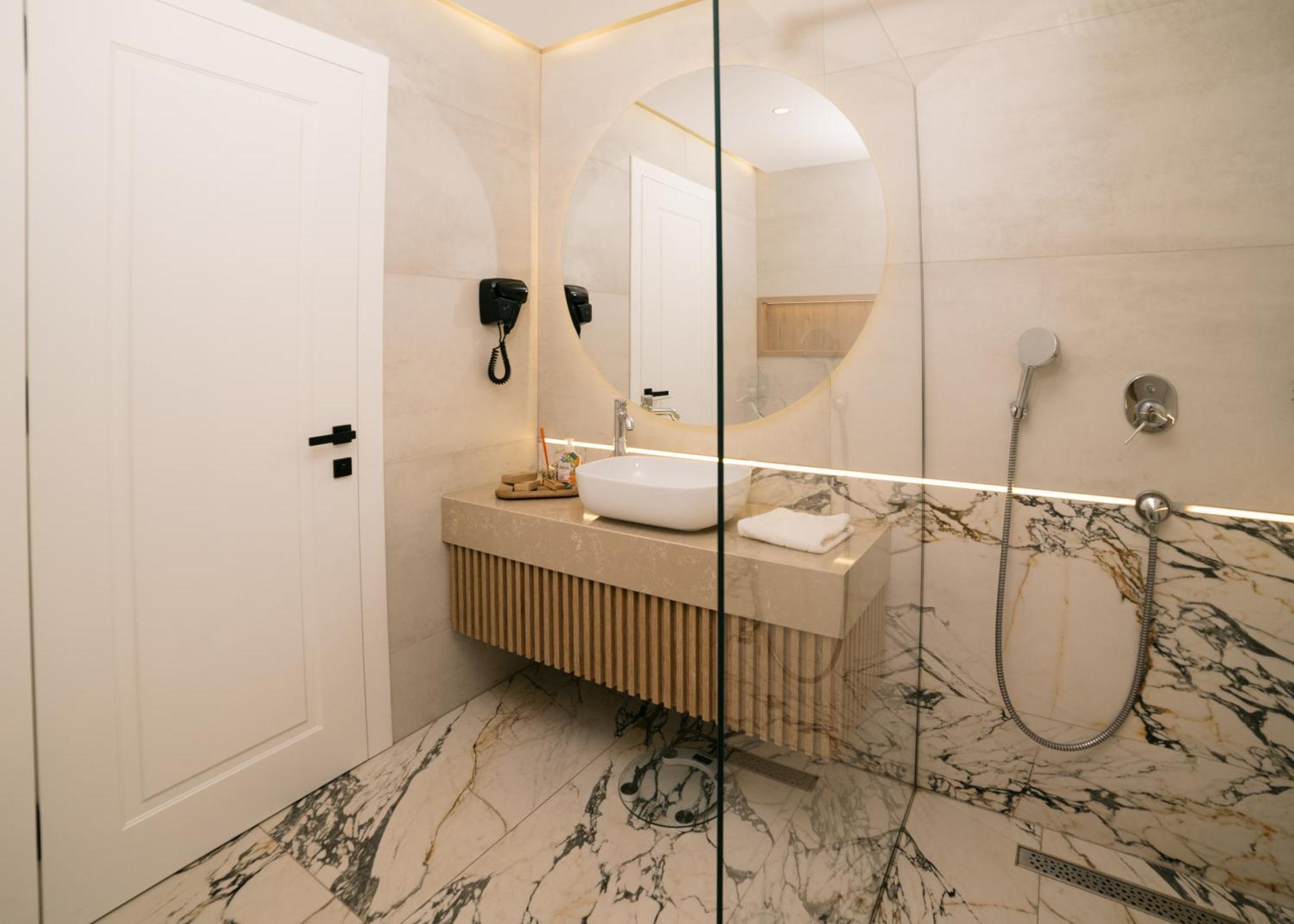 Hotel Teuta Ούλτσιν Εξωτερικό φωτογραφία